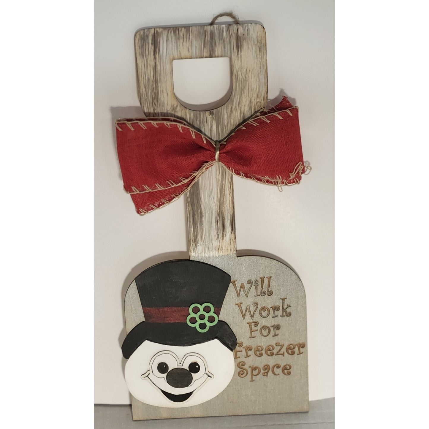 Snowman Shovel Wall Décor