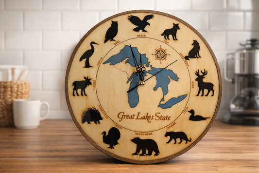 Great Lakes Wildlife Clock – Resin Poured & Laser-Cut
